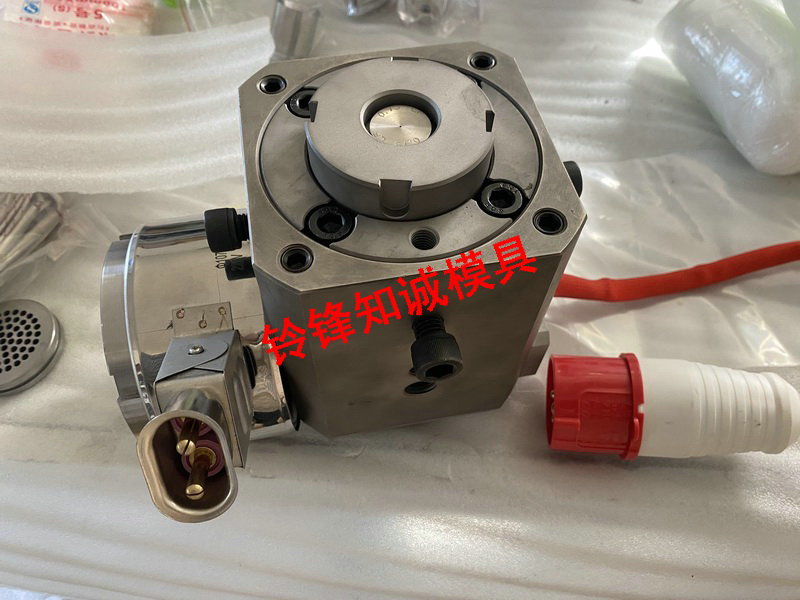 内加热微调机头